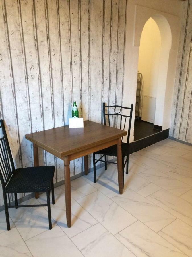 Natur Und Neckarblick Bei Heidelberg Hirschhorn Eksteriør bilde